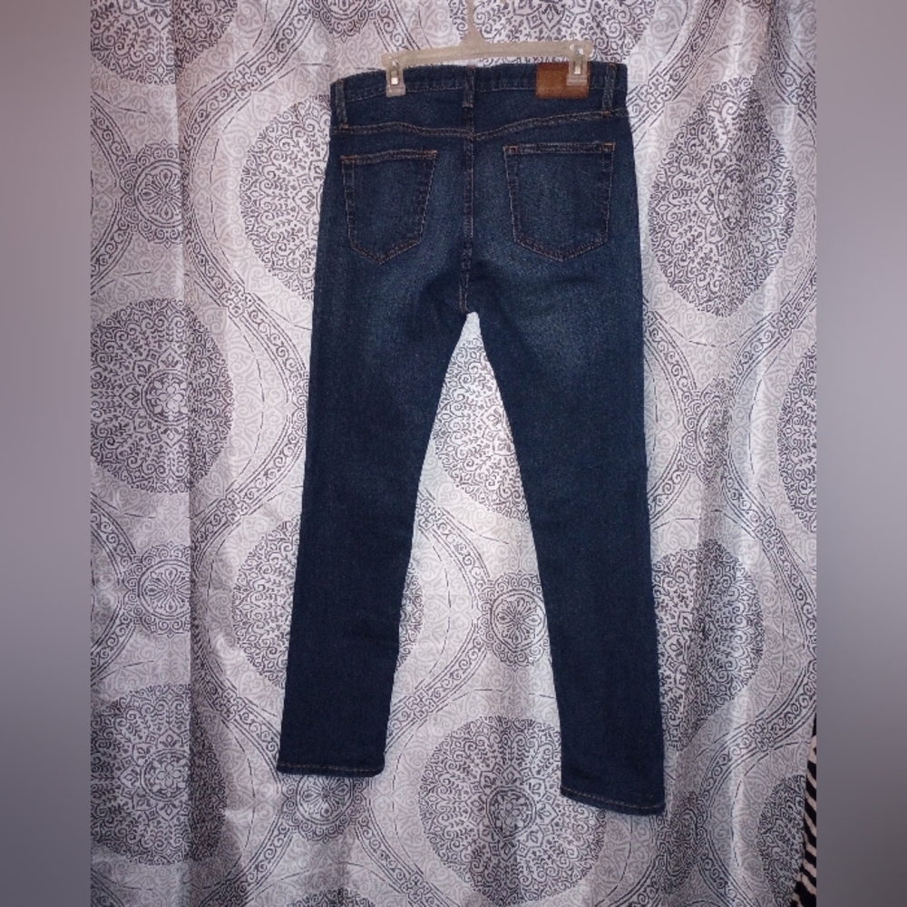 Tommy Hilfiger Men's Dark Wash Denim - Picture 8 of 12